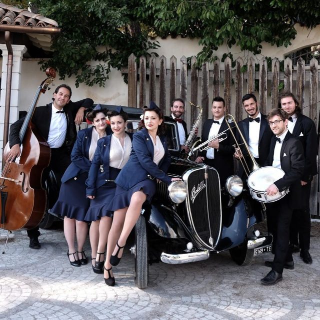 Crazy Stompin' Club Band Swing