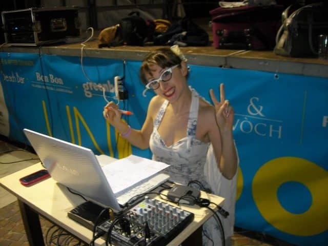 Foto di Bigodino Pin Up. Corsi Swing Ancona, Lezioni private: Bigodino Pin Up - Swing Fever